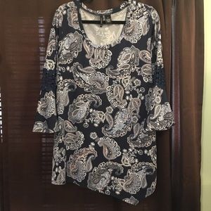 New Directions Women’s top